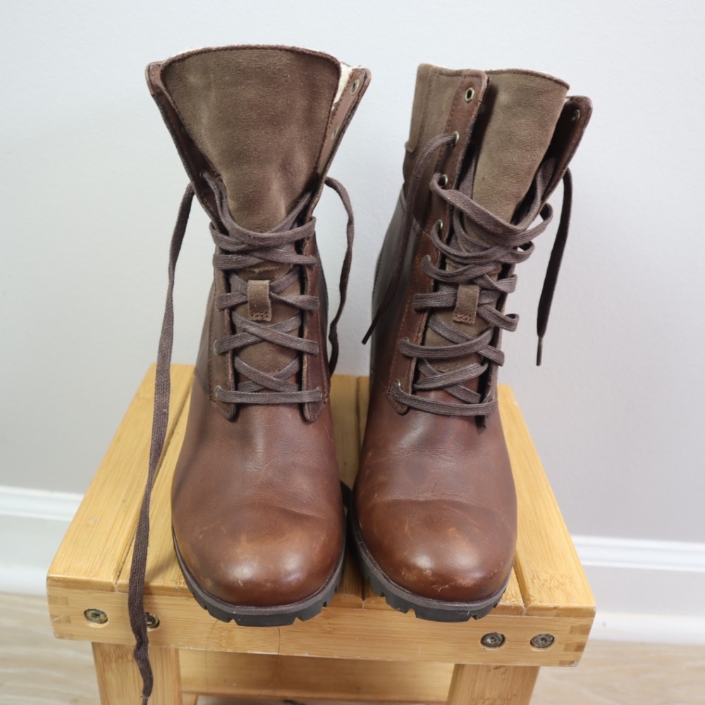 Timberland Women’s Brown Leather Earthkeepers Lace-Up Boots – Size 8.5